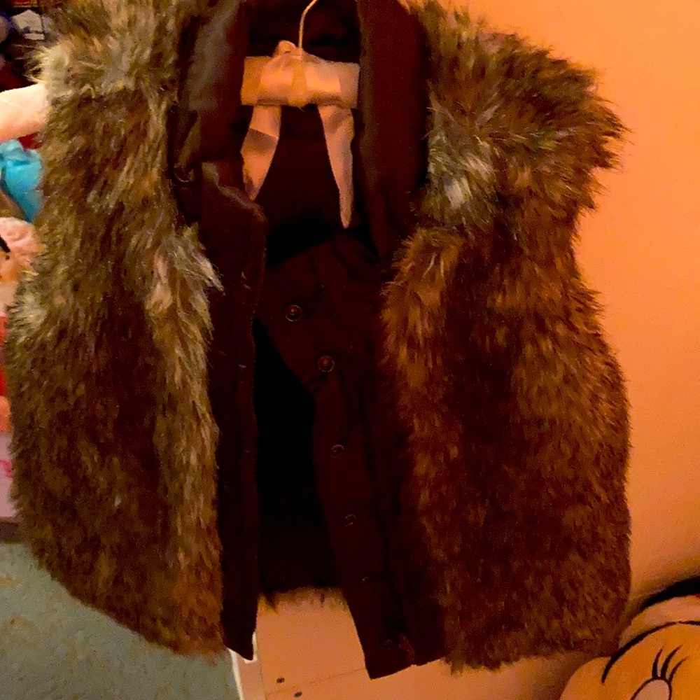 Brown fur puffy vest
